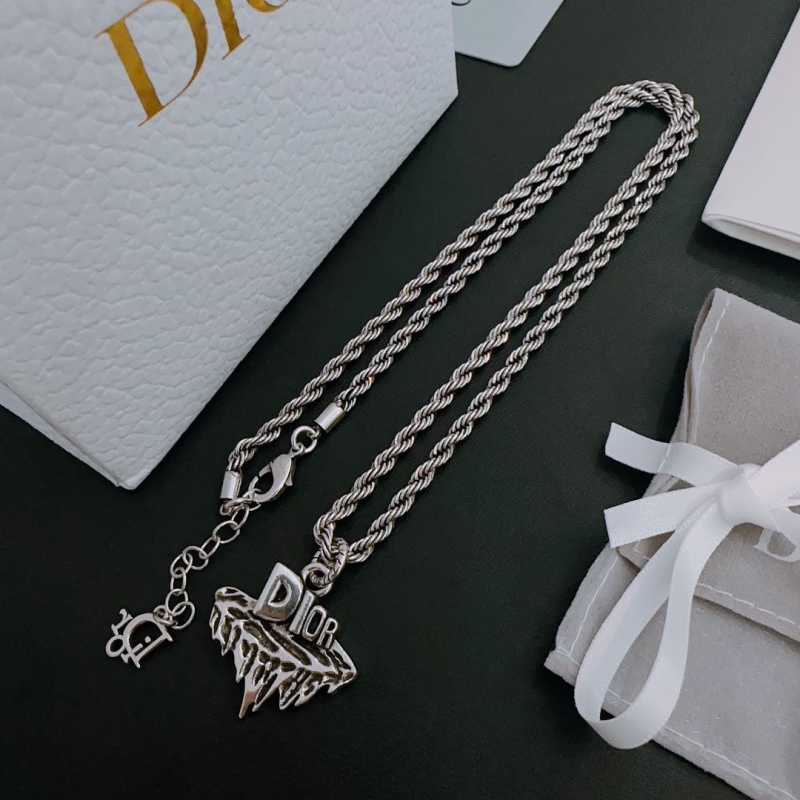 chr1st1an D10r necklaces